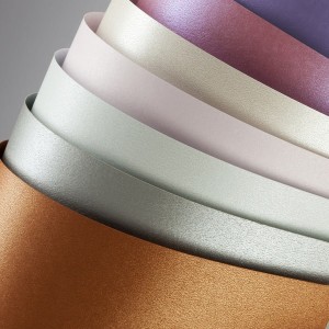 Karton Ozdobny A-4 220g (20 ark.) Millenium fioletowy GALERIA PAPIERU